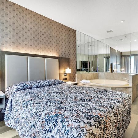Horizon Inn Avenel Dış mekan fotoğraf