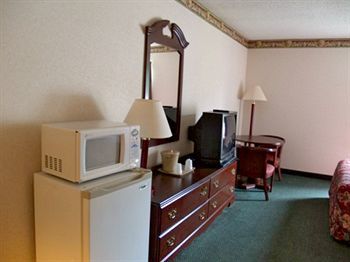 Horizon Inn Avenel Dış mekan fotoğraf